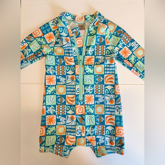 Old Navy Swim Wear (12-18 months) - Picture 3 of 6